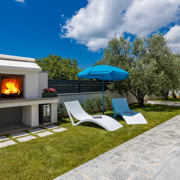 Villa ~ Tramontana, Villa Levante and Villa Tramontana in Fažana and Top app 5 min Arena Amphitheatre Pula, Istria - Croatia Pula