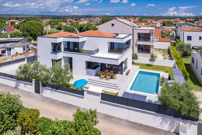 Villa ~ Tramontana, Villa Levante i Villa Tramontana u Fažani i Top app. 5 min Arena amphiteatar Pula, Istra Pula